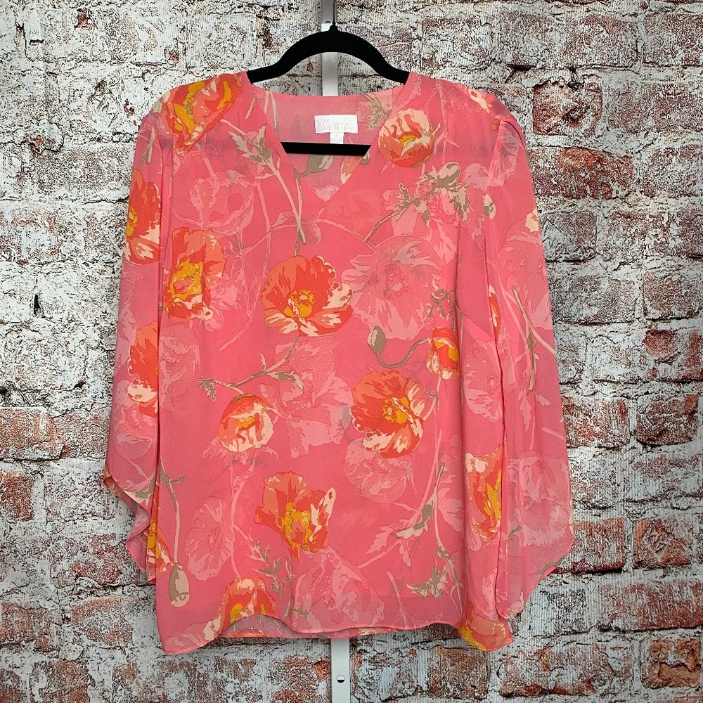 belle by KIm Gravel Womenʻs Pink Flowy Floral V-Neck Blouse Small